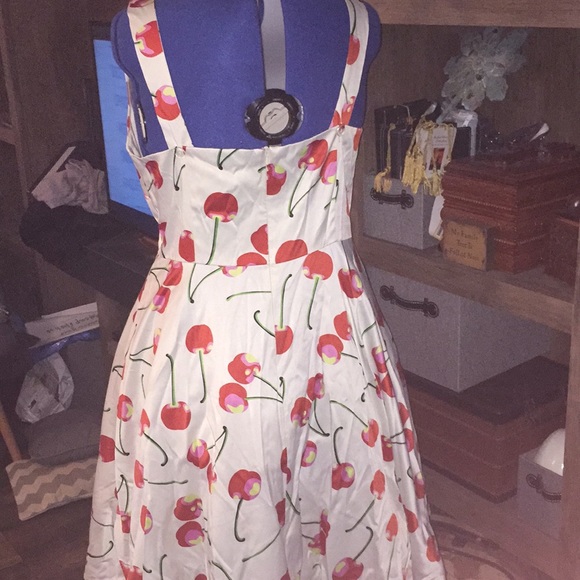 NWT TATYANA CHERRY DRESS SIZE 4X - Picture 5 of 7